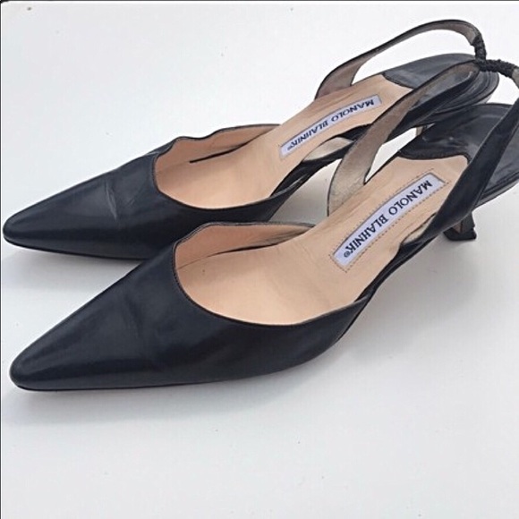 Manolo Blahnik Carolyne Slingback Kitten Heels - Picture 4 of 6